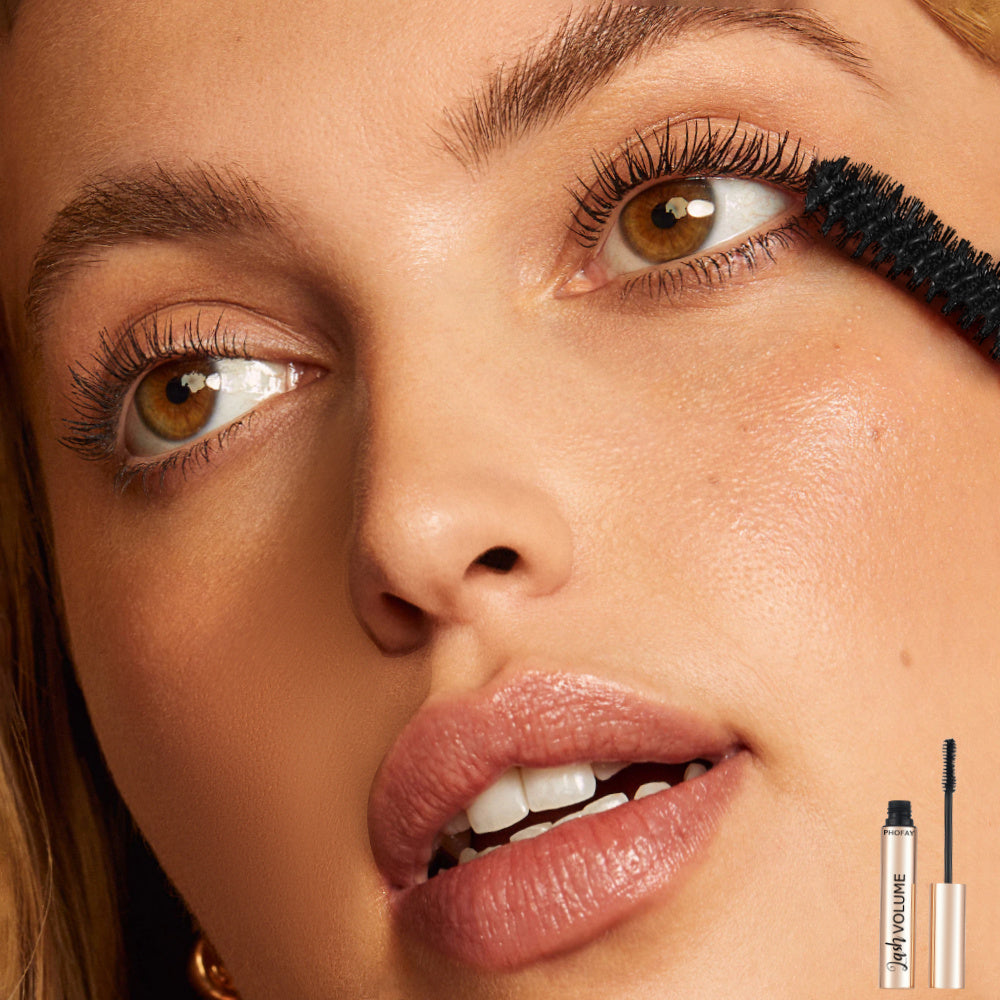 Velvetlush Volumizing Mascara